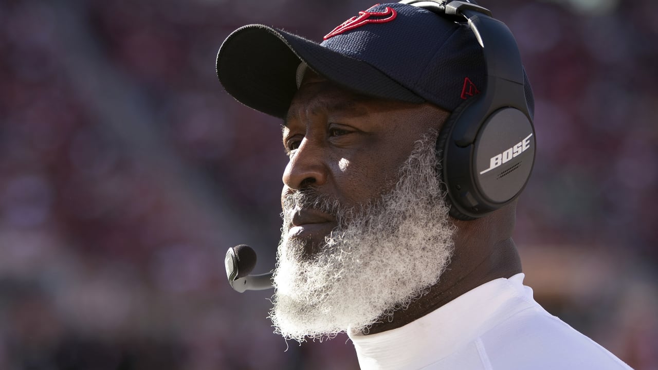 Texans to evaluate HC Lovie Smith after 2022 season