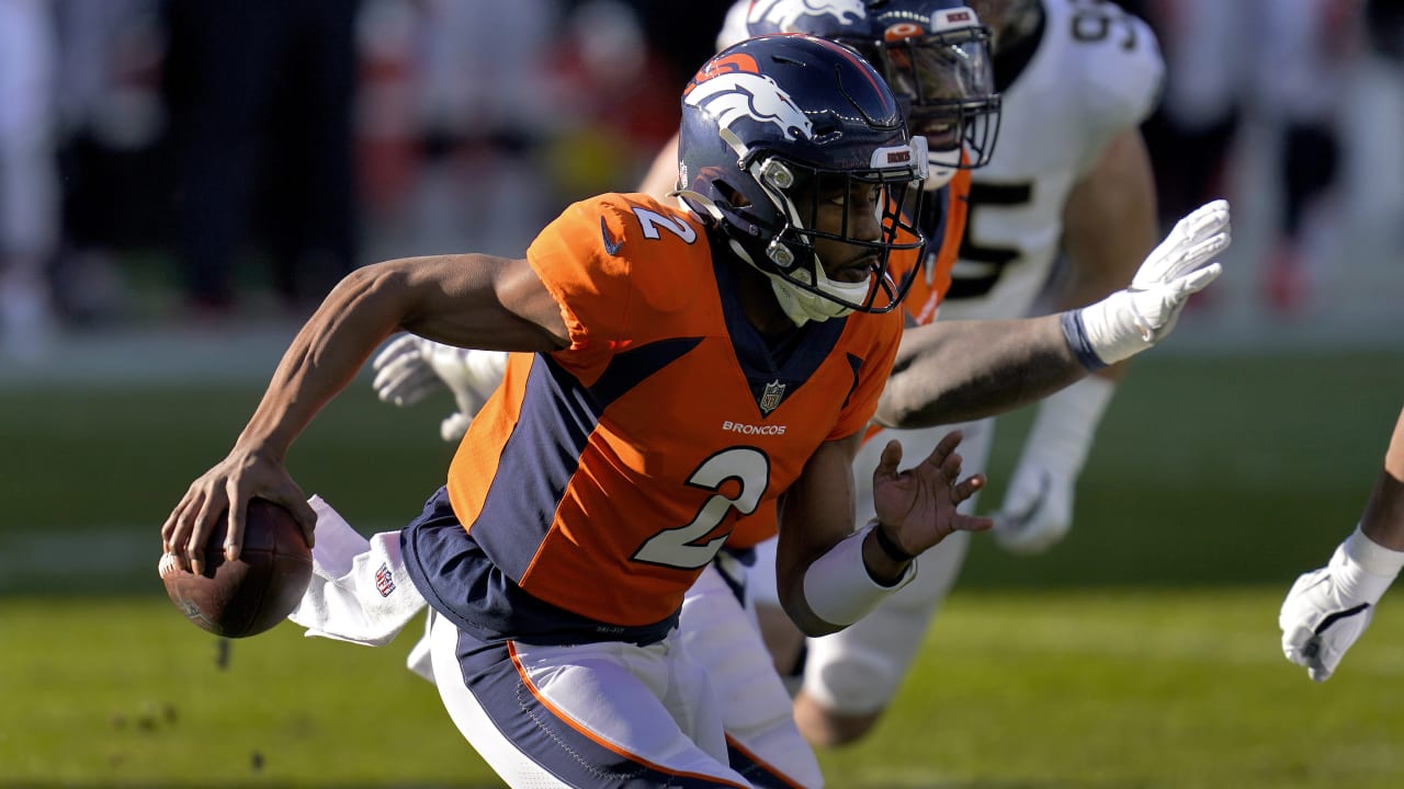 Denver Broncos Start Rookie WR Kendall Hinton at QB After COVID Issues