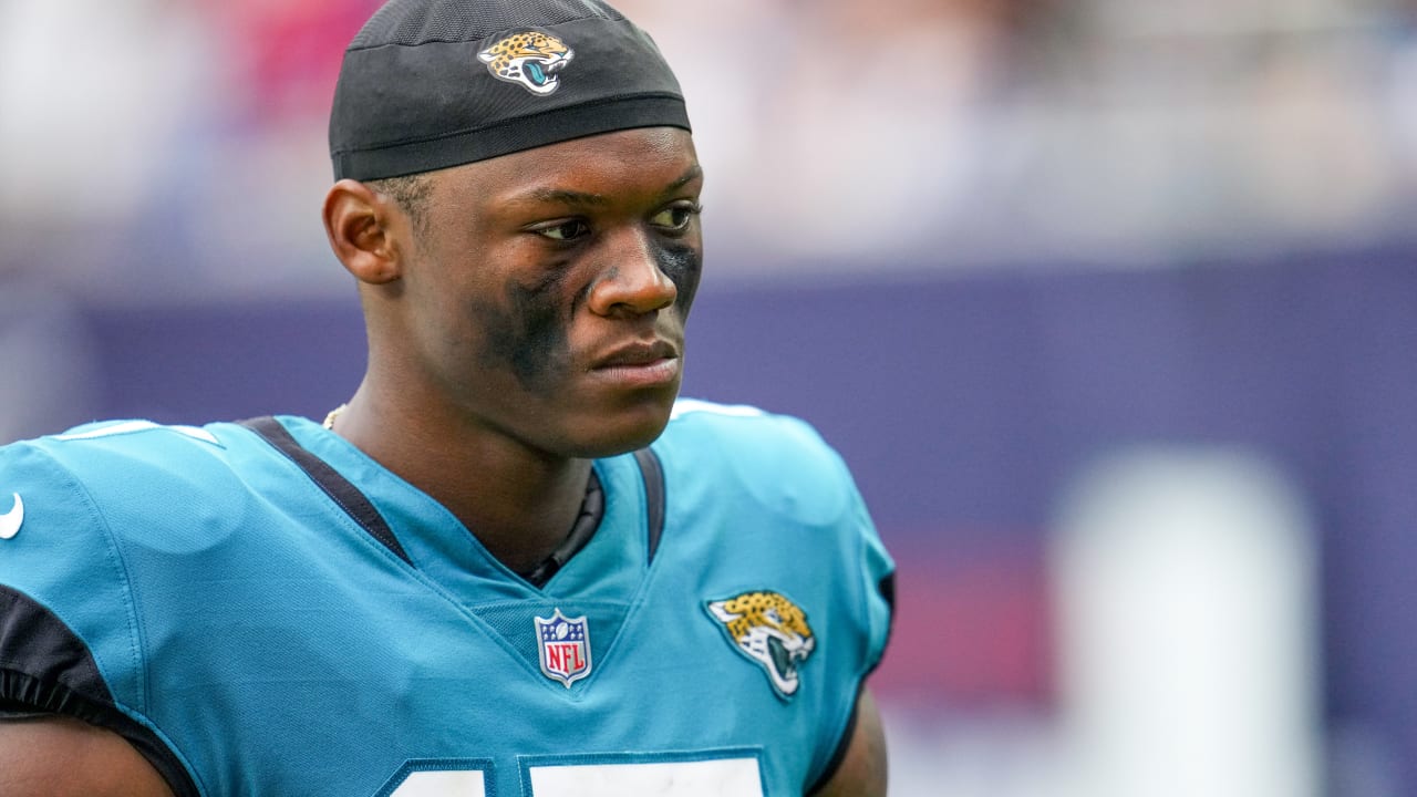 Jaguars WR D.J. Chark out indefinitely after fracturing ankle vs. Bengals