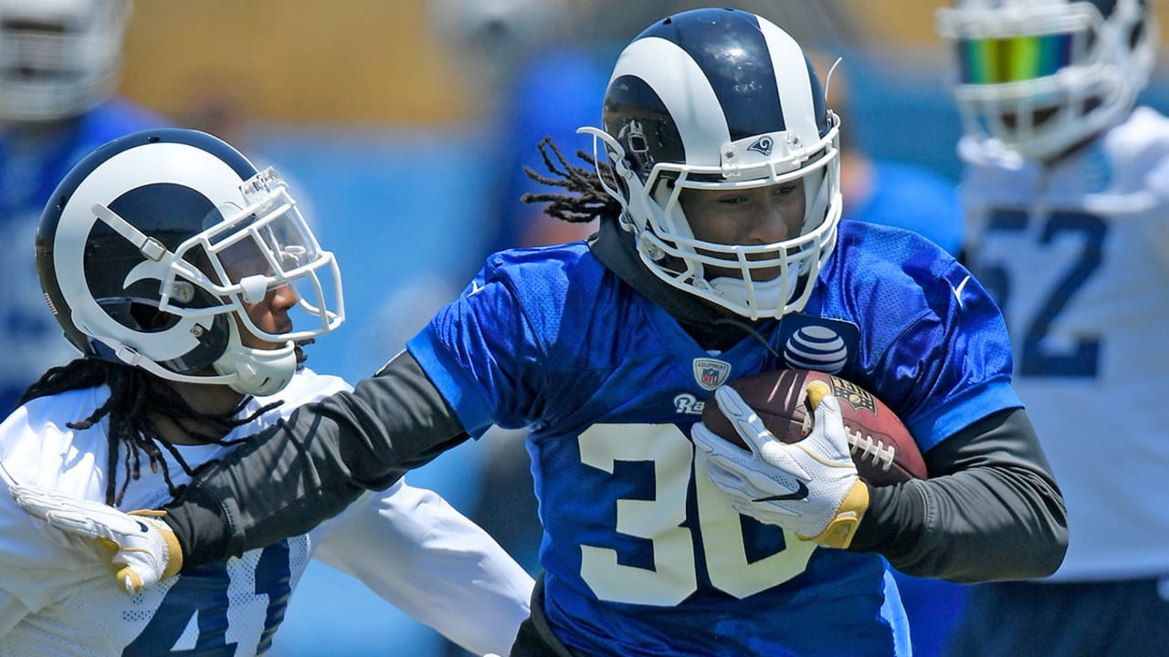 gurley-170613-sl;.jpg
