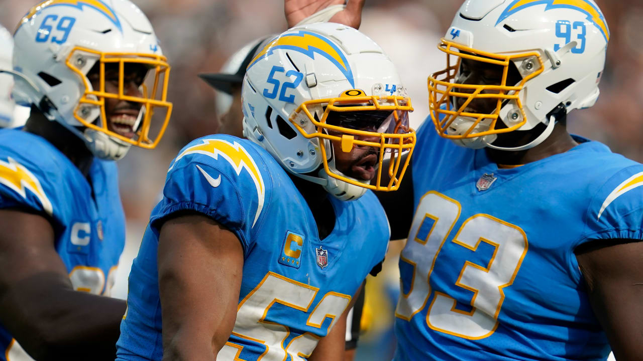 Los Angeles Chargers Linebacker Khalil Mack Bull-rushes A Las Vegas ...