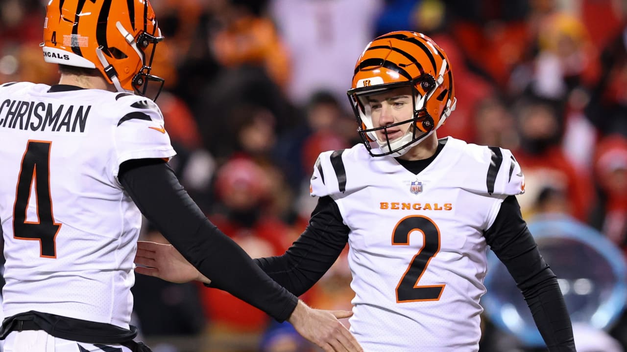 Cincinnati Bengals place kicker Evan McPherson (2) in action against the  New York Jets during an