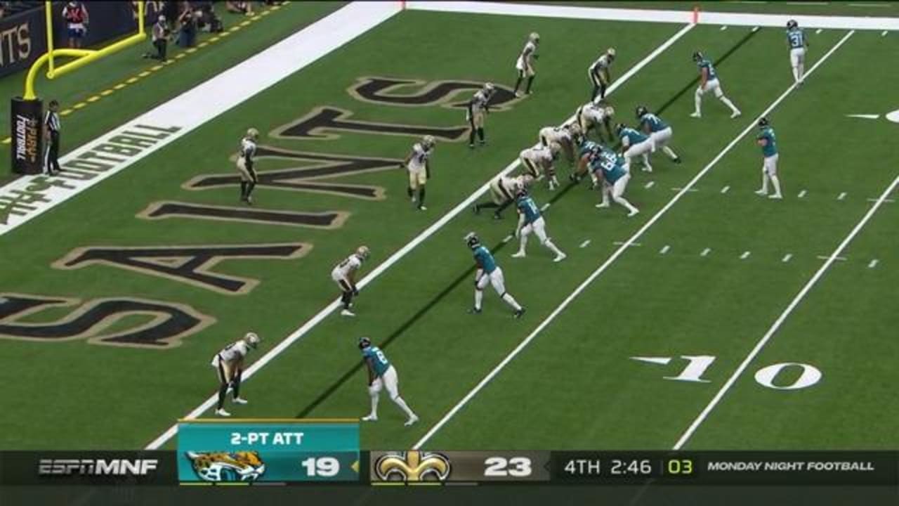 The Jacksonville Jaguars dial up a late twopoint pass from quarterback