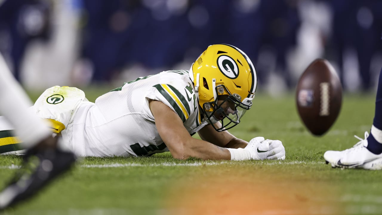 Green Bay Packers quarterback Aaron Rodgers' 23-yard sideline dime to wide  receiver Allen Lazard couldn't be more accurate