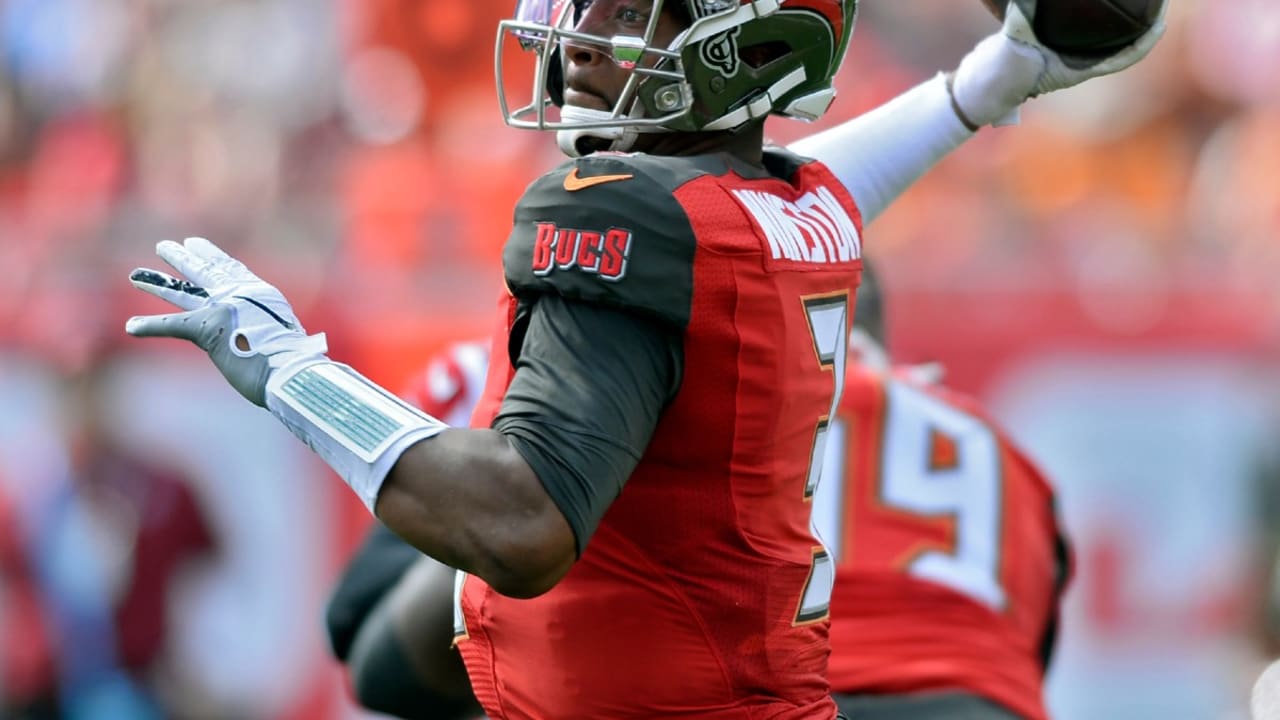 Jameis Winston Reportedly Offered More Lucrative Deal From