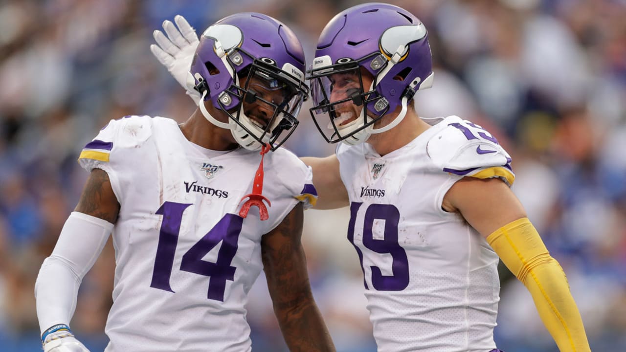 VikingzFanPage on X: Adam Thielen receiving multiple messages