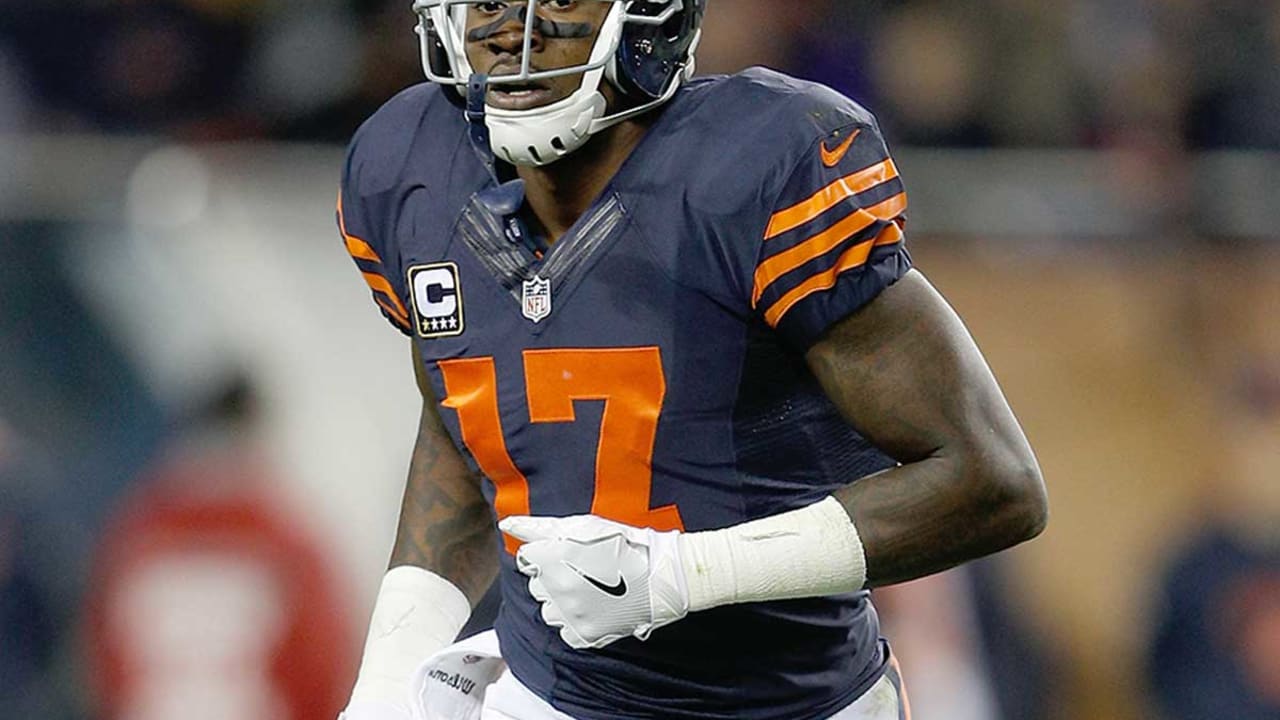 Alshon-Jeffery-170309-sl.jpg