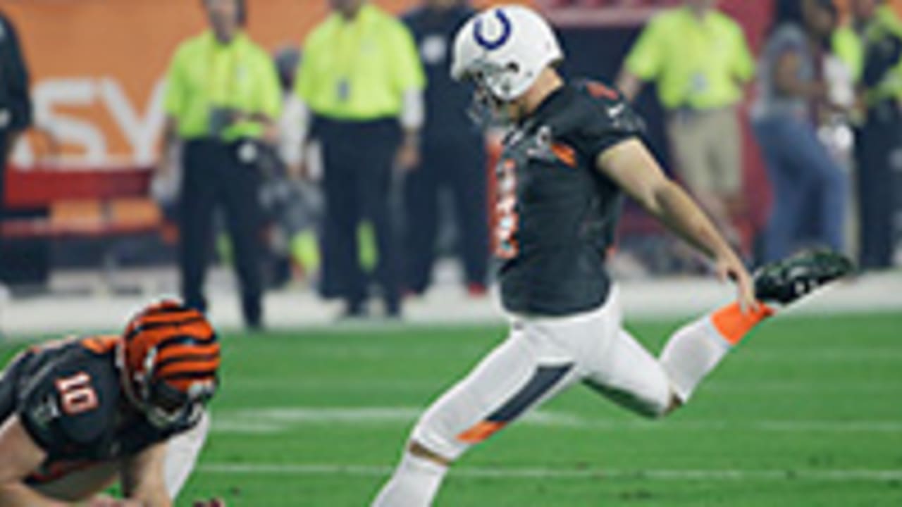 Adam-Vinatieri-150124-SL.jpg