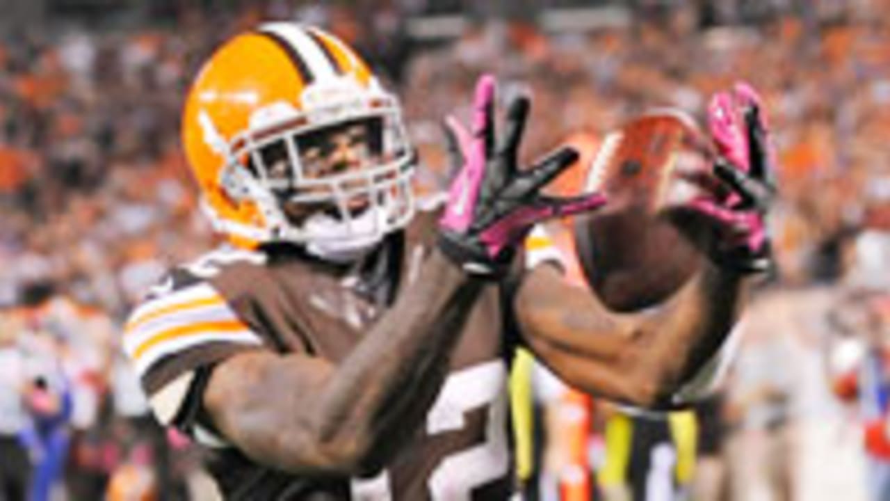 Josh-Gordon-sl-131015.jpg