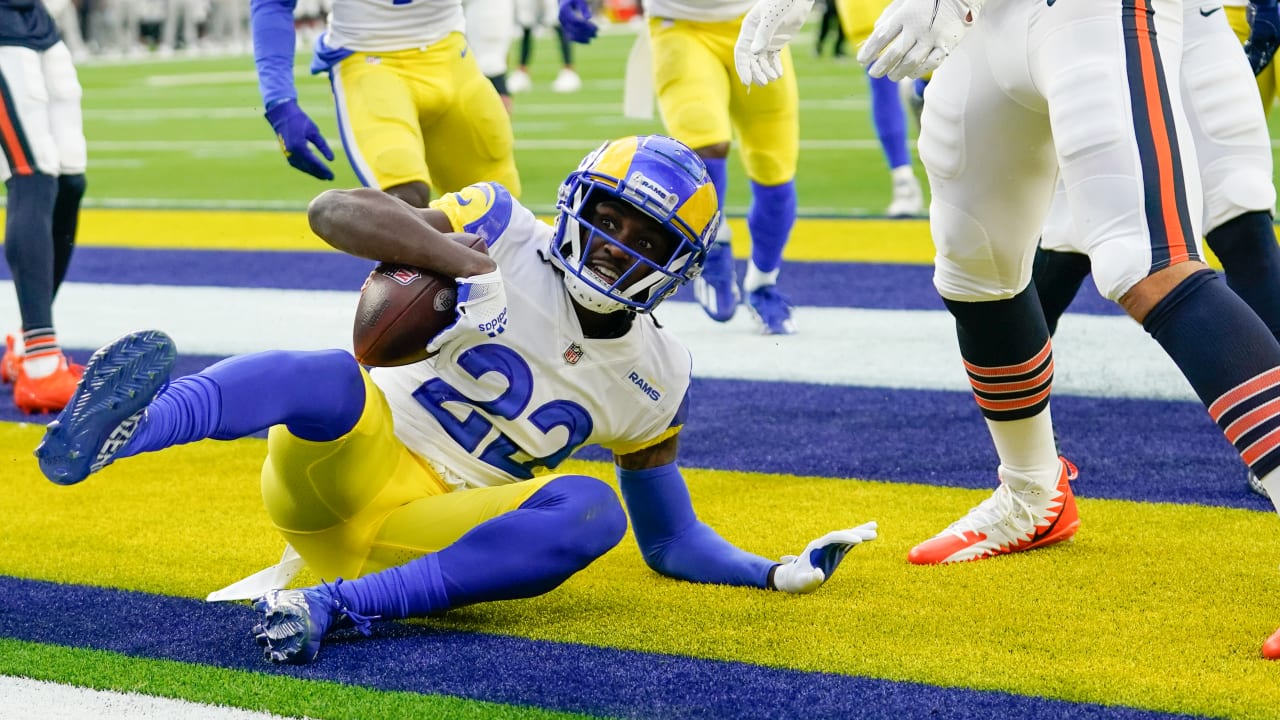 Los Angeles Rams cornerback David Long Jr. snags a diving red-zone ...