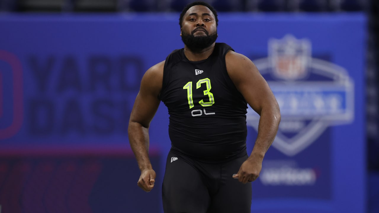 Offensive lineman Obinna Eze runs official 5.17-second 40-yard dash at 2022  combine