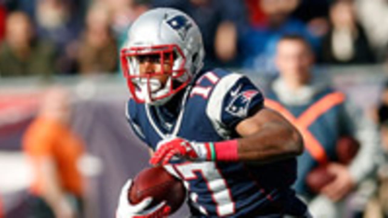 aaron-dobson-140709-spot.jpg