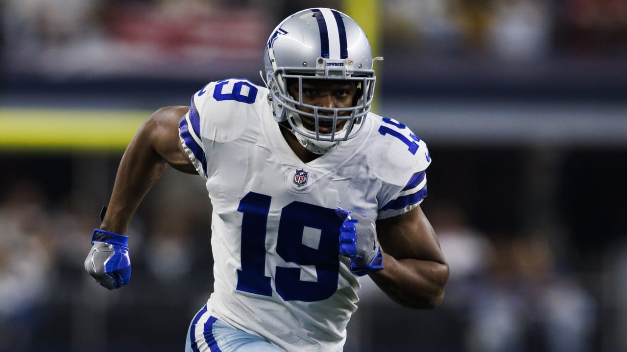 Cowboys' Amari Cooper takes road woes to Chicago on Thursday night