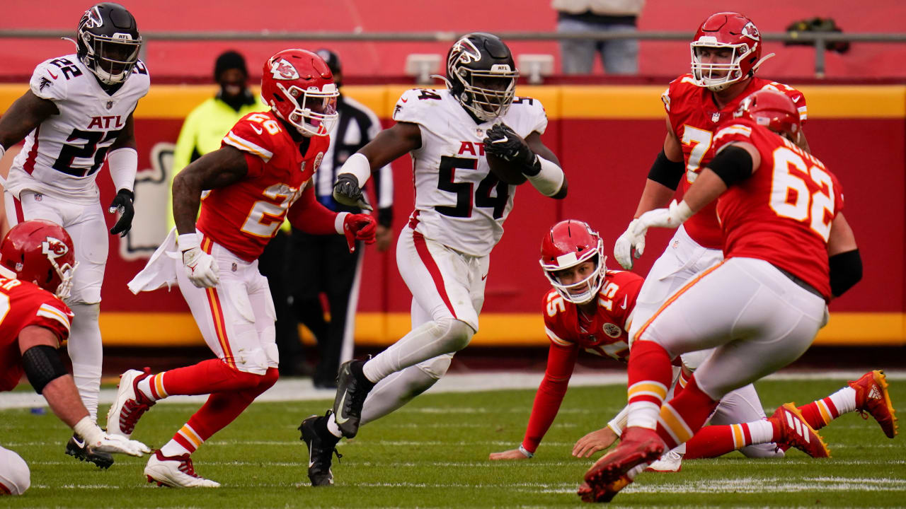 Can't-Miss Play: Atlanta Falcons linebacker Foye Oluokun's acrobatic ...