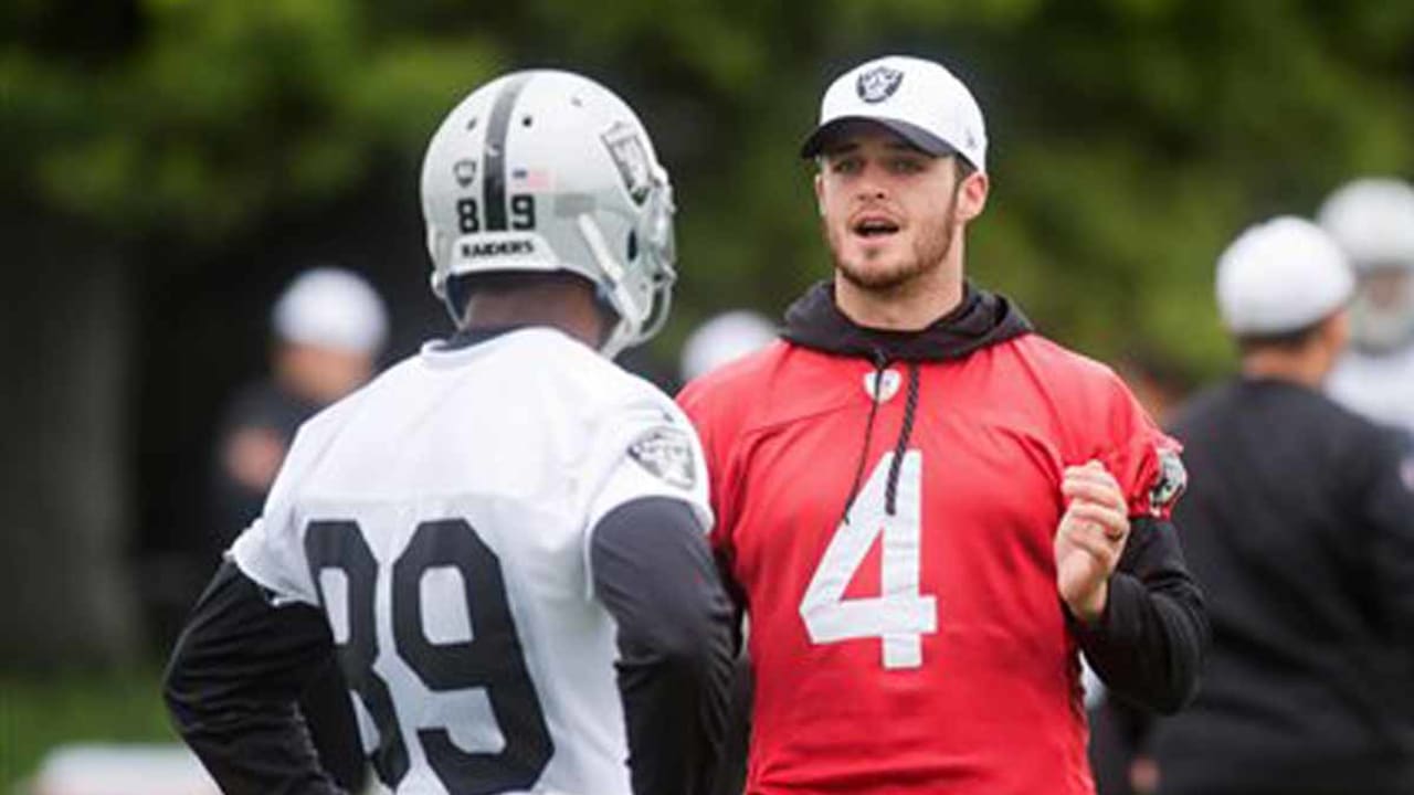 carr701.jpg