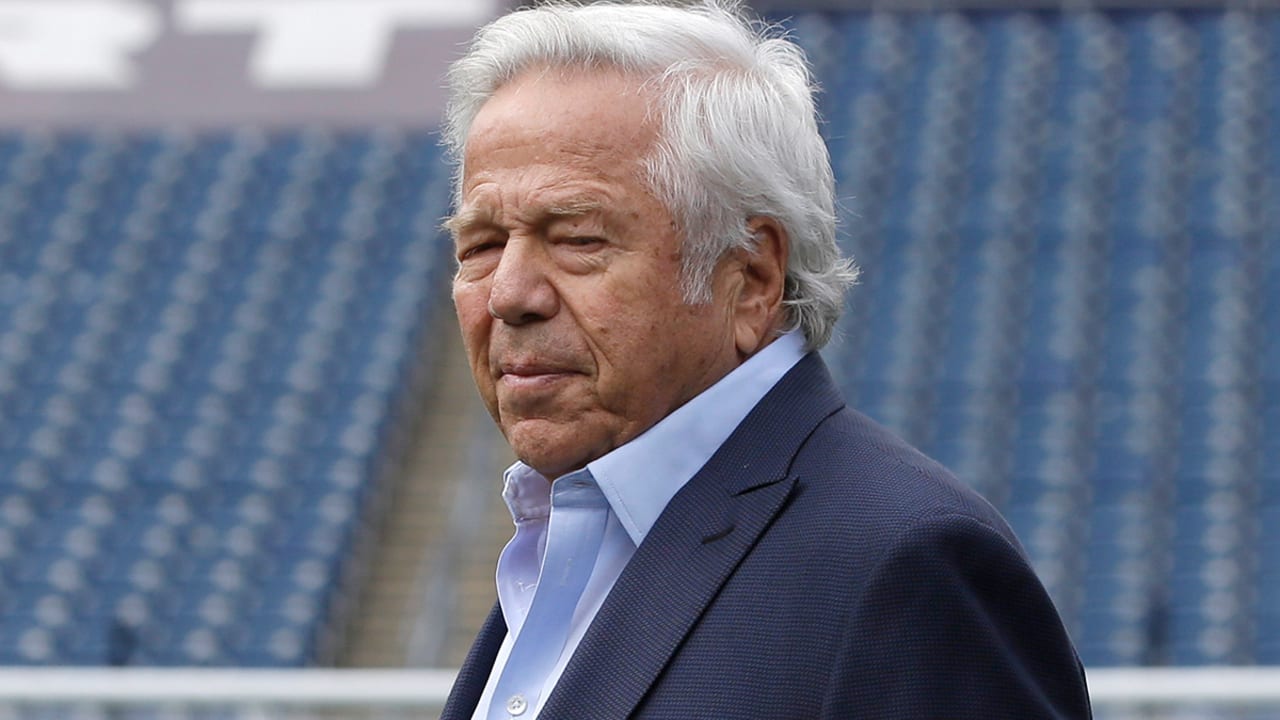 robert kraft 190513-sl.jpg