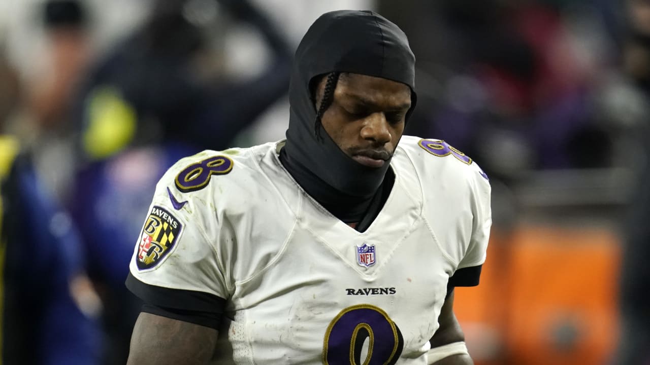 Lamar Jackson (cramps) returns to lead Ravens to stunning comeback win vs.  Browns