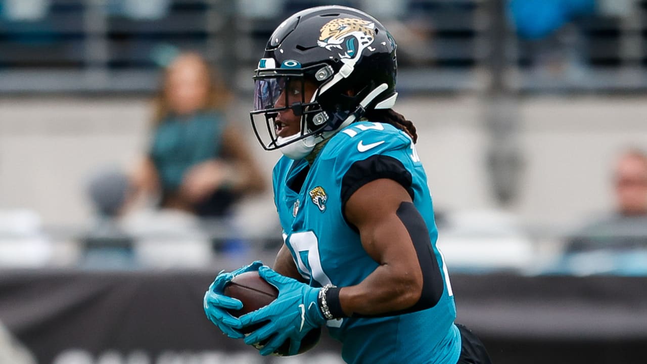 Can't-Miss Play: Jacksonville Jaguars wide receiver Laviska Shenault breaks  four tackles on 58-yard gain