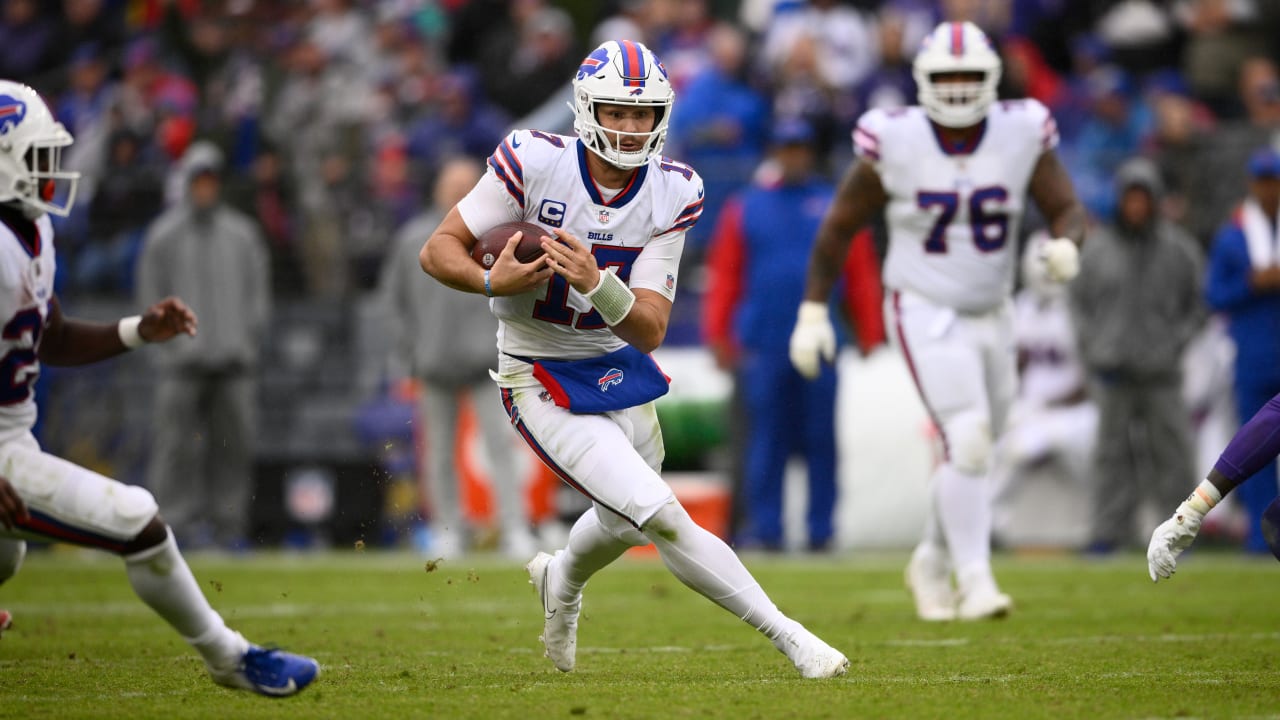 Buffalo Bills quarterback Josh Allen (17) passes against the Baltimore  Ravens in the third quarter at M&T Bank Stadium in Baltimore, Maryland on  September 9, 2018. Photo by Kevin Dietsch/UPI Stock Photo - Alamy