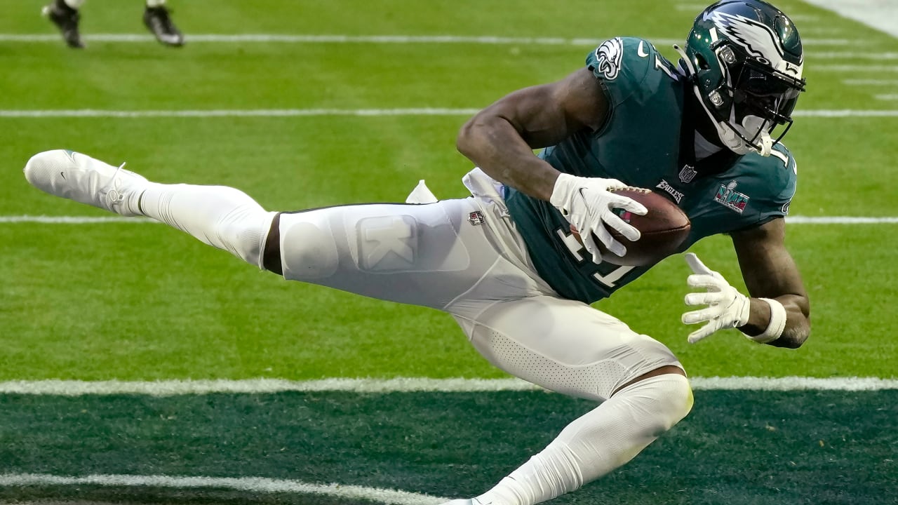 Every Philadelphia Eagles wide receiver A.J. Brown catch from 96-yard game