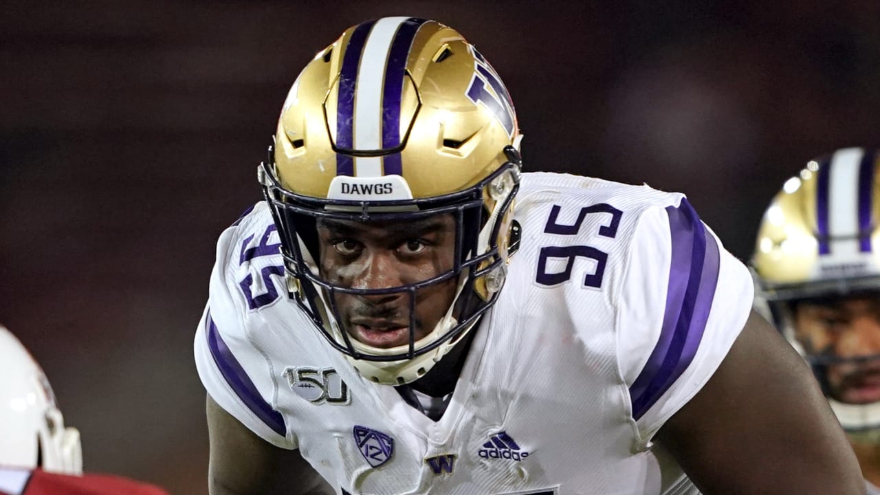 Cowboys Draft Target: Washington Huskies DT Levi Onwuzurike ✭ Inside The  Star