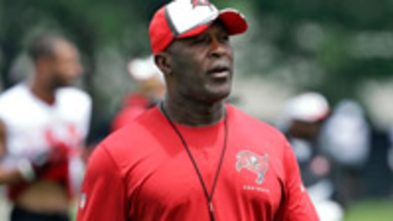 Lovie Smith isn't the only former Bucs coach to watch this week