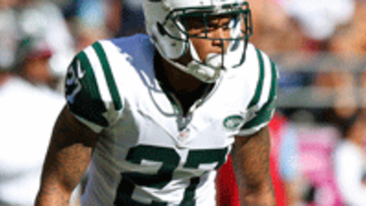 dee-milliner-spot_150318.jpg