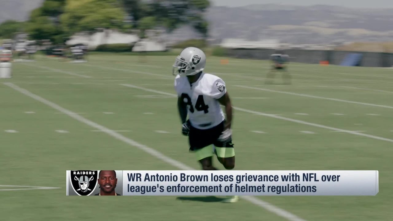 Reports: Raiders' Antonio Brown files new helmet grievance