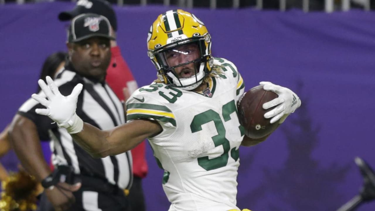 Packers shut down Vikings 23-10 to win NFC North title