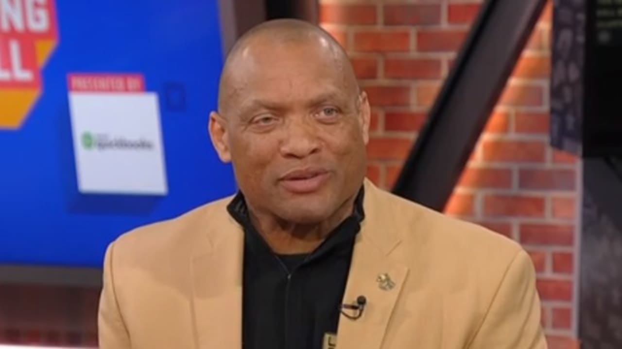 Hall of Famer Aeneas Williams gets emotional talking about the