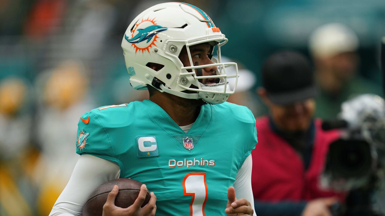 Tua Tagovailoa says Dolphins' loss to Packers 'on me' after three INTs on Christmas  Day