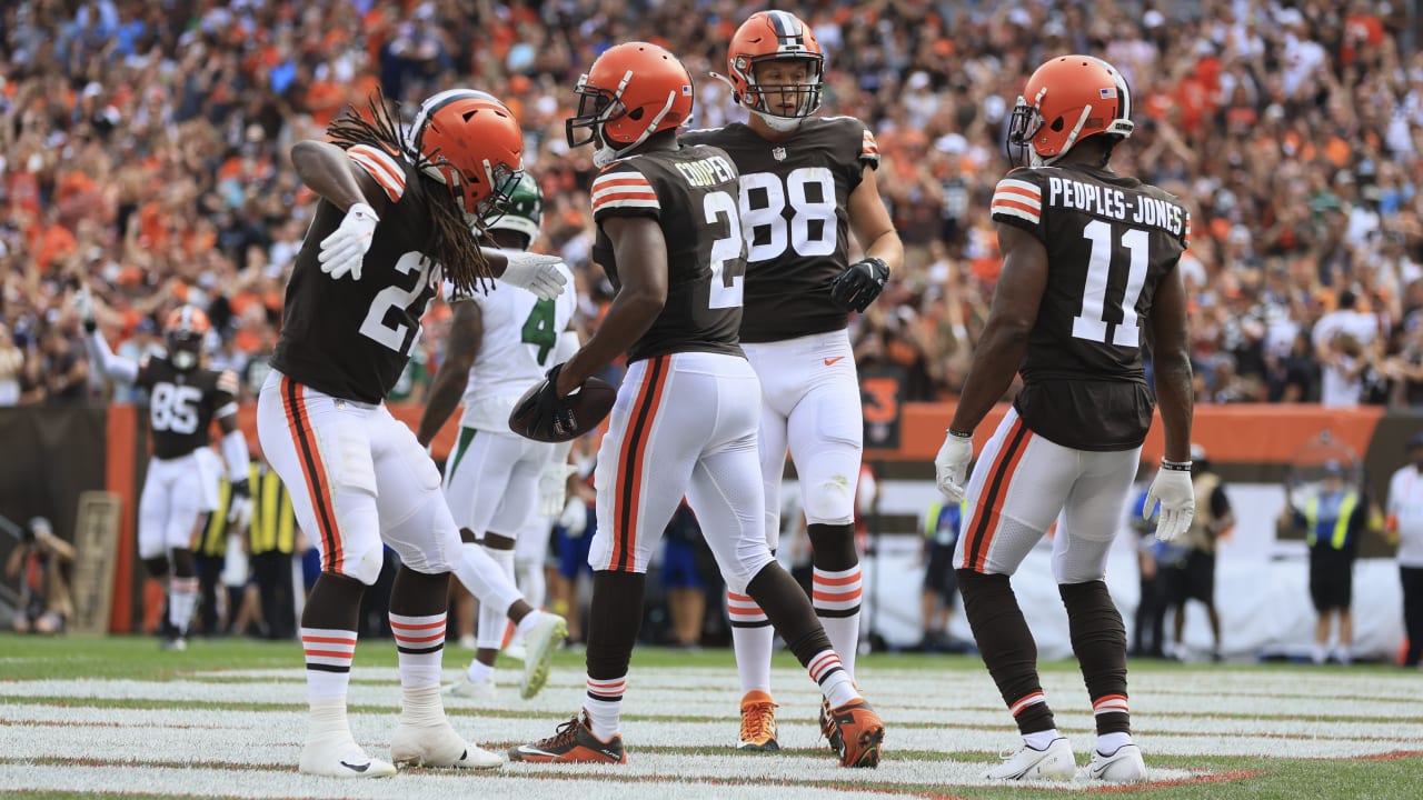 WATCH: Amari Cooper scores his first touchdown with Cleveland Browns vs.  Jets