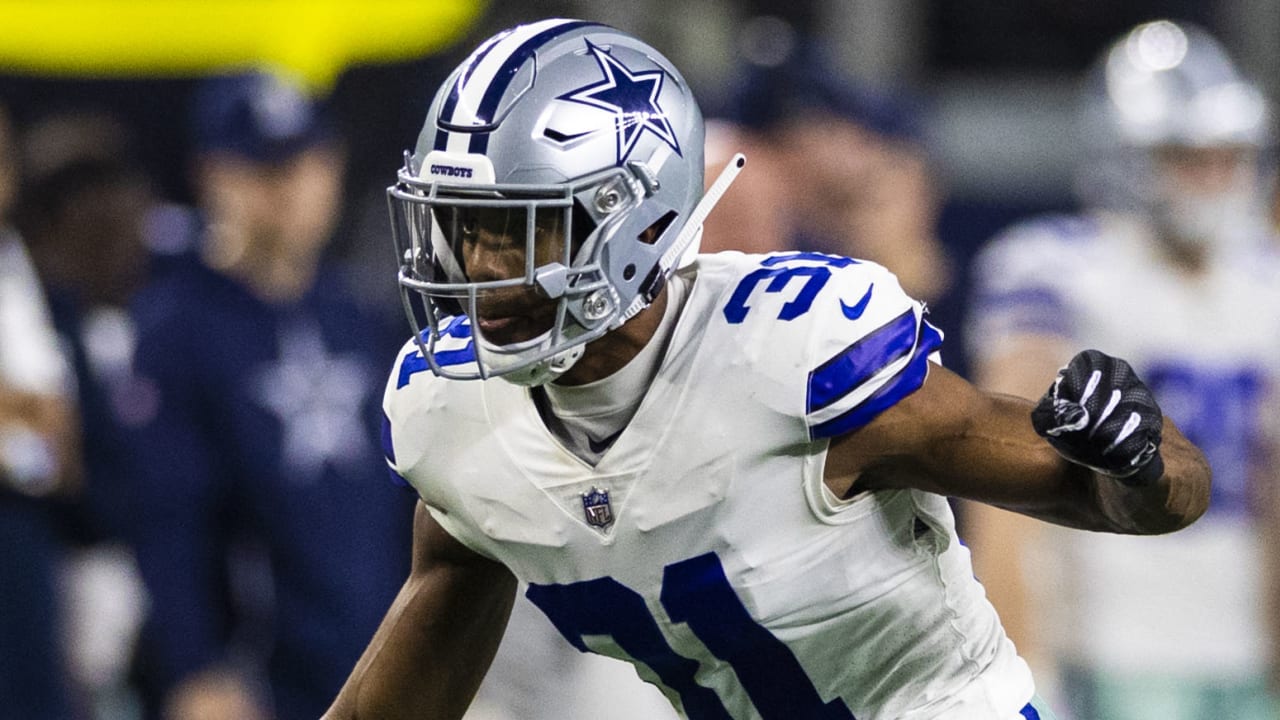 byron-jones-032919