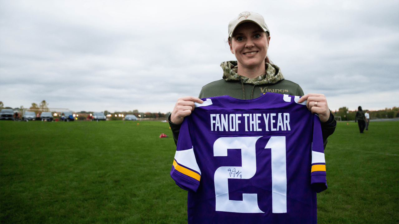 Olof Indridadottir - 2021 VIKINGS Fan of the Year Nominee