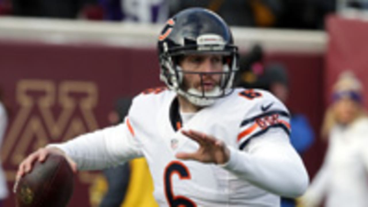 jay-cutler-150219-spot.jpg