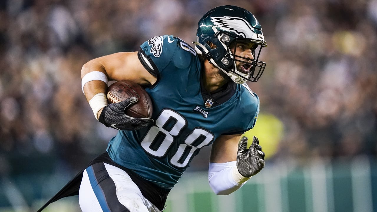 Dallas Goedert, Eagles agree to terms on four-year, $57M extension through  2025