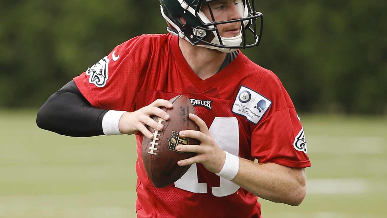 CARSON_WENTZ_071716
