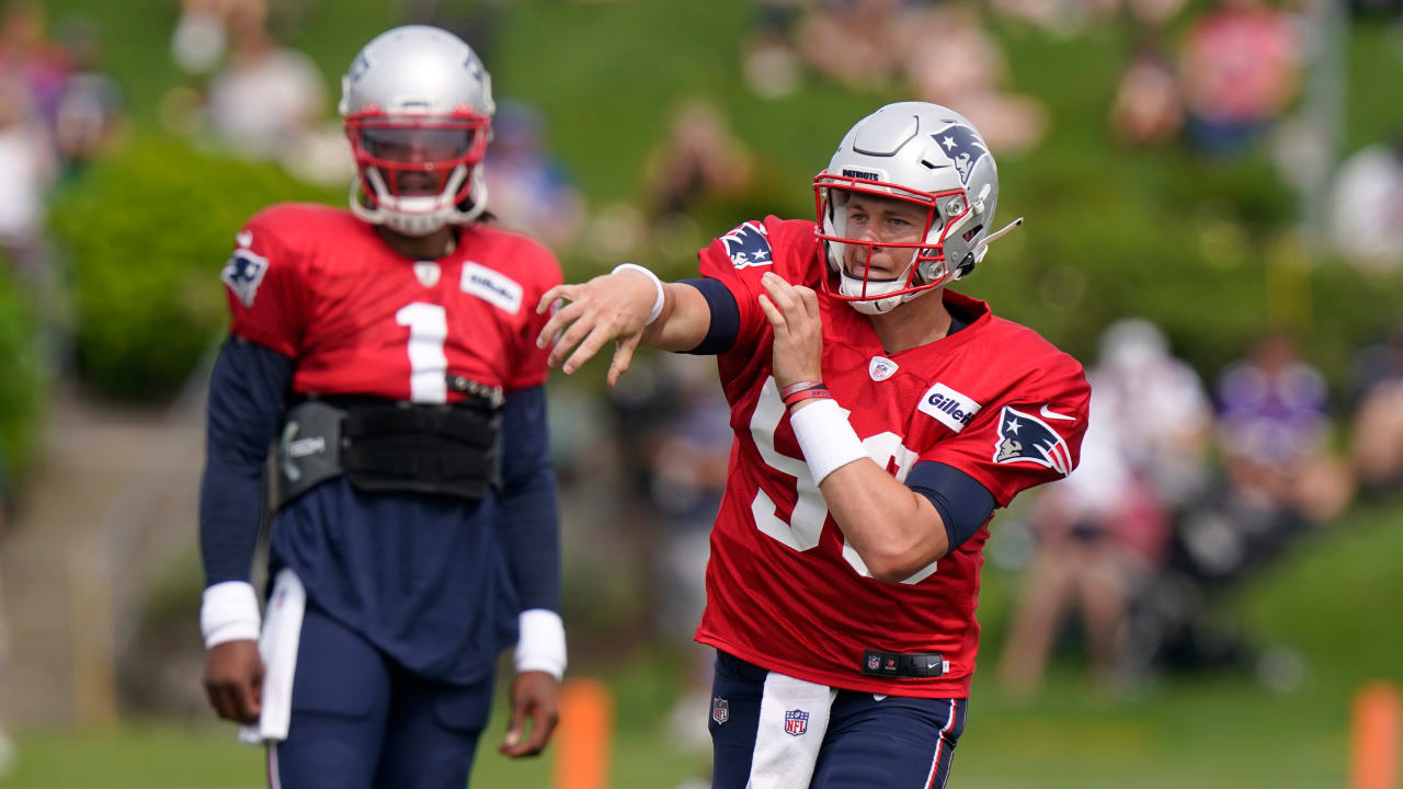 New England Patriots QB Mac Jones not surprised he's starting, plans to  stay in contact with Cam Newton - ESPN