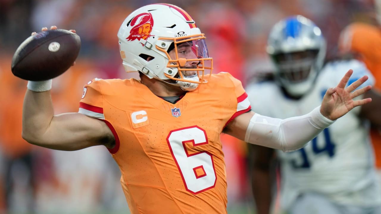Photo: Miami Dolphins rip off Tennessee's creamsicle look for