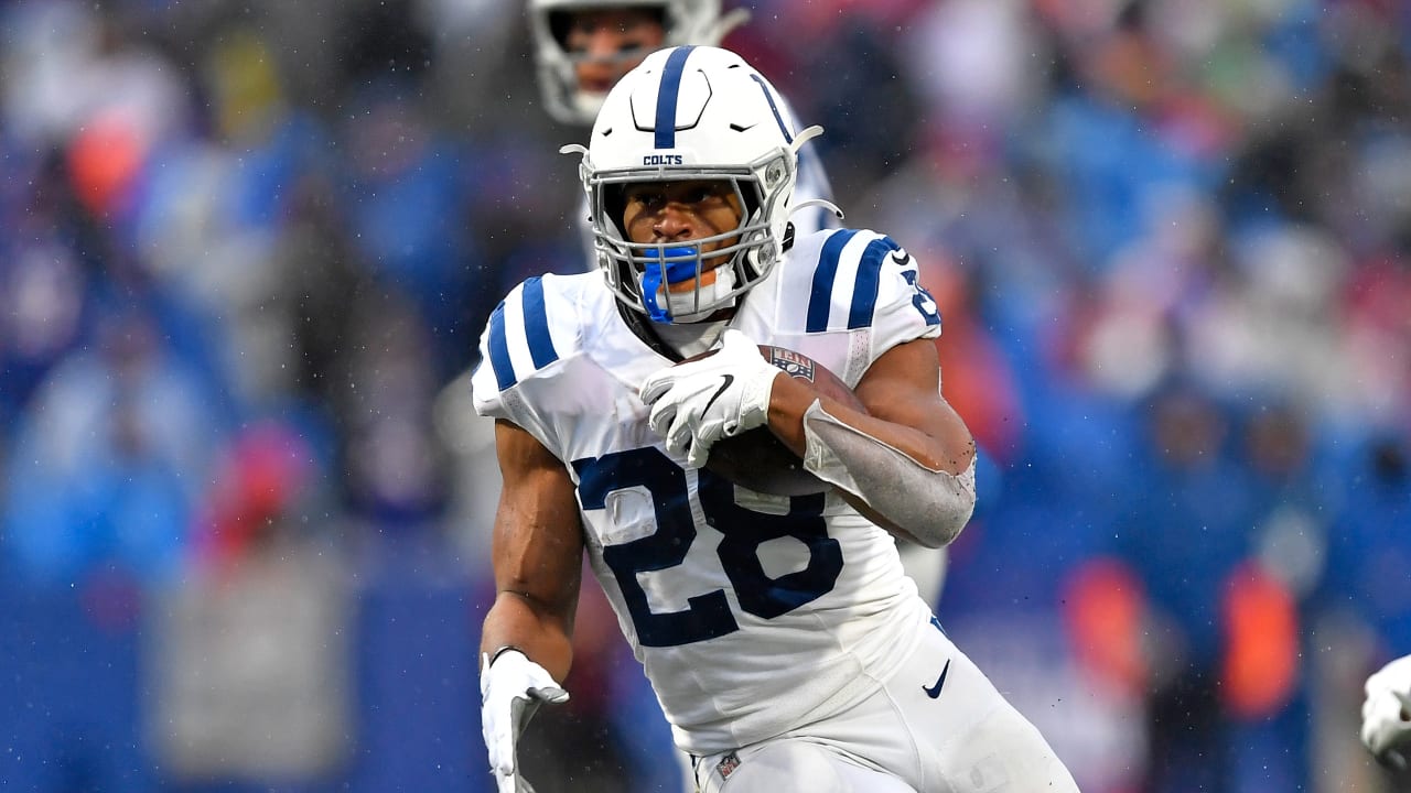 All 53.4 points for Colts RB Jonathan Taylor Fantasy Tracker