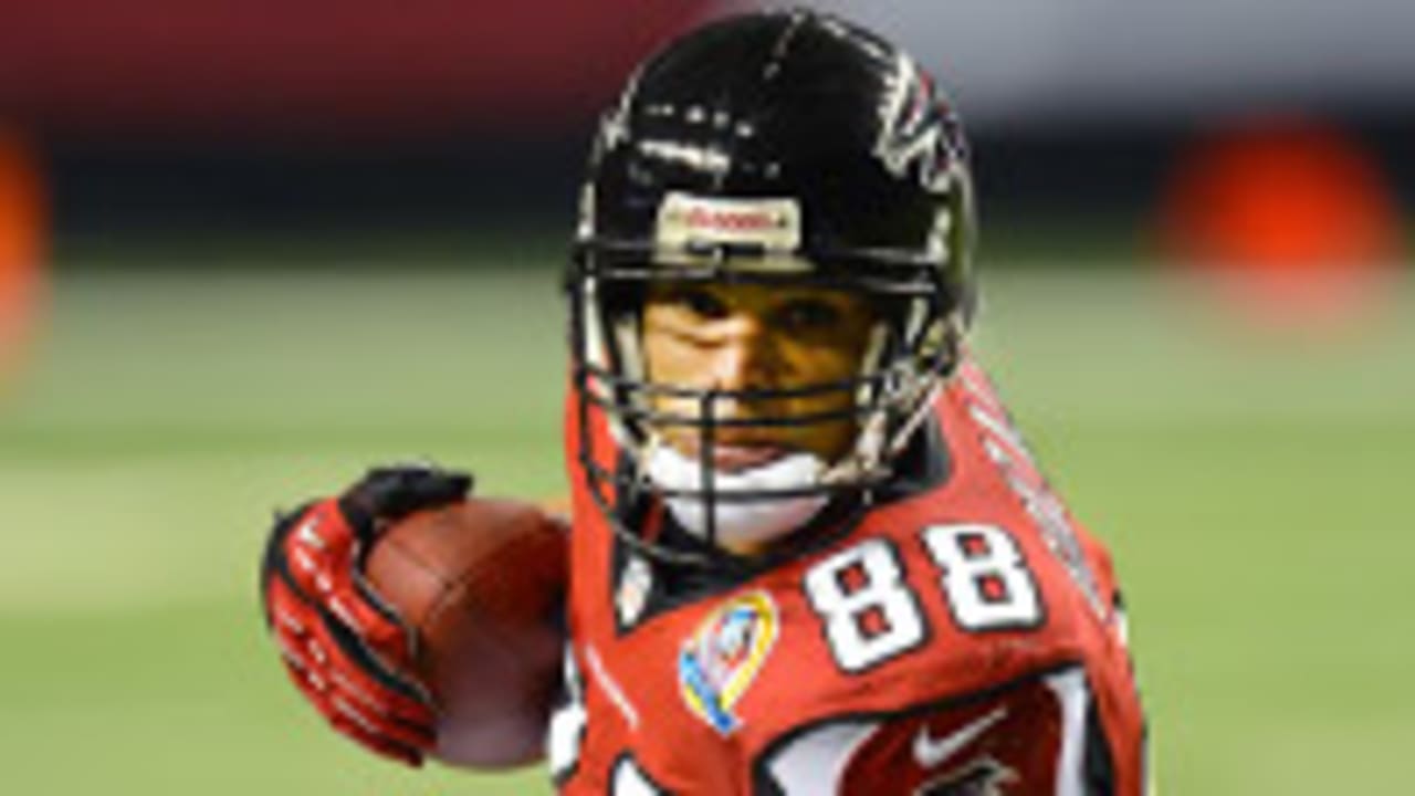 Tony_Gonzalez_130614_SL.jpg