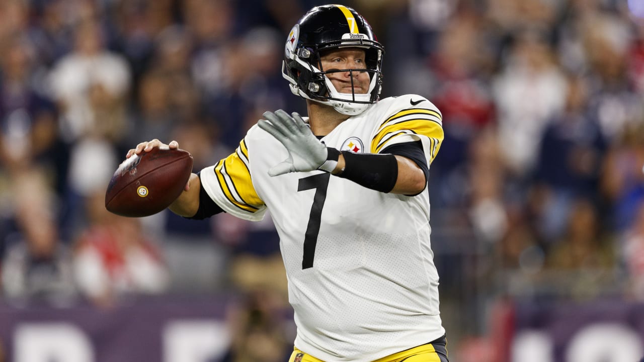 Banner, Wisniewski, Conner Injured In Steelers MNF Win Over Giants