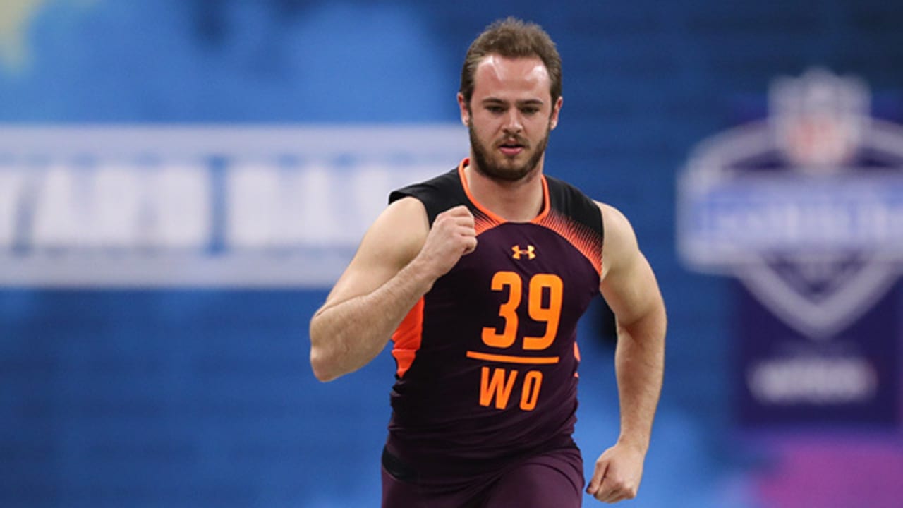 Clemson wide receiver Hunter Renfrow runs an official 4.59 40-yard dash at  2019 combine