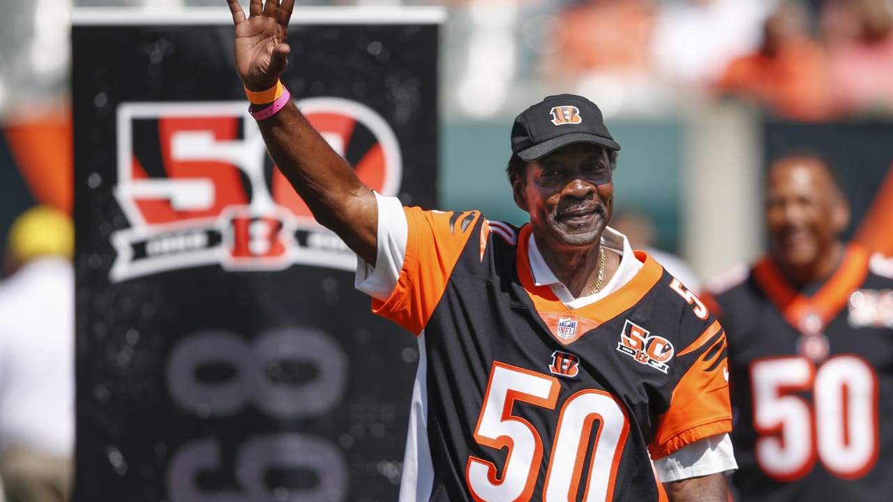 Ken Riley  1947-2020: Bengals defensive back holds team