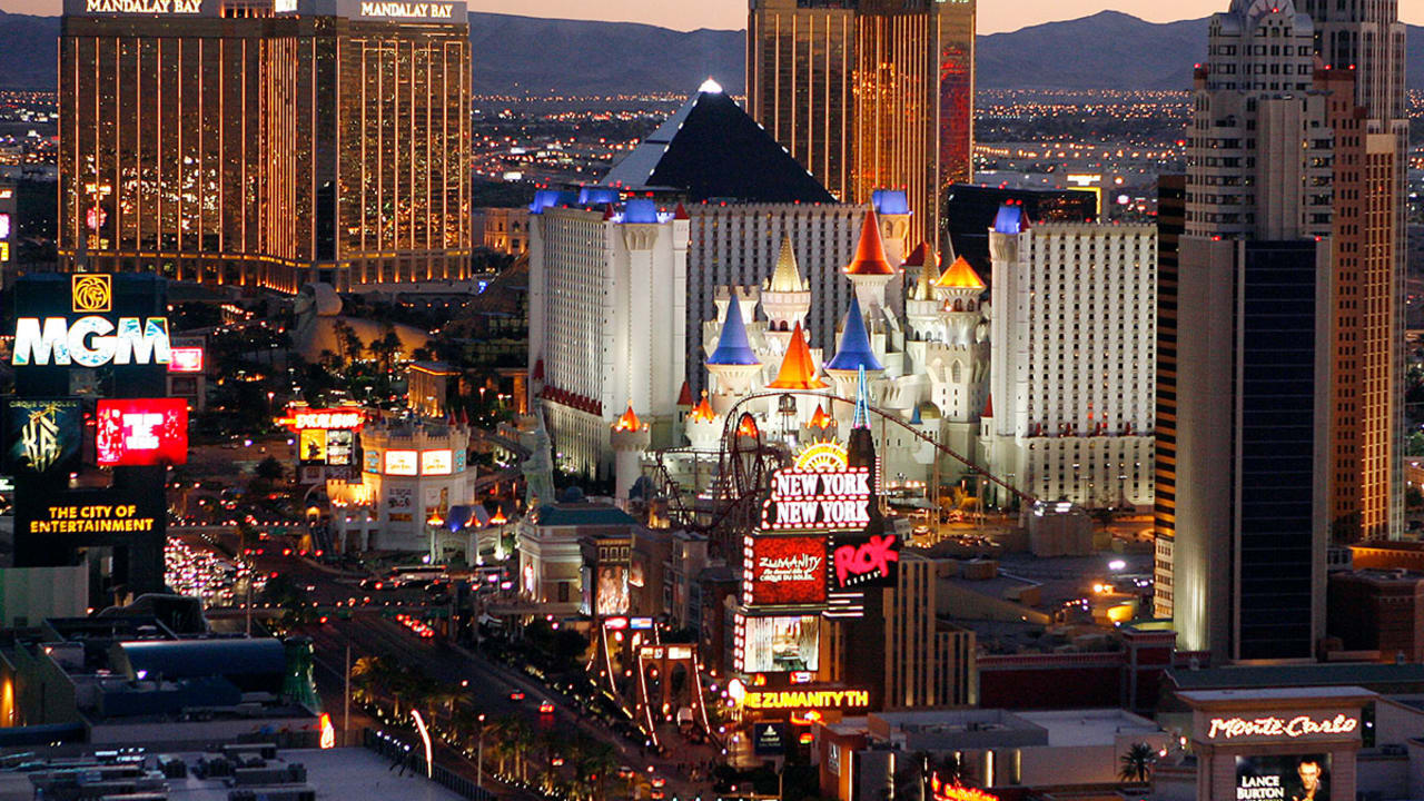 vegas-181212-sl.jpg