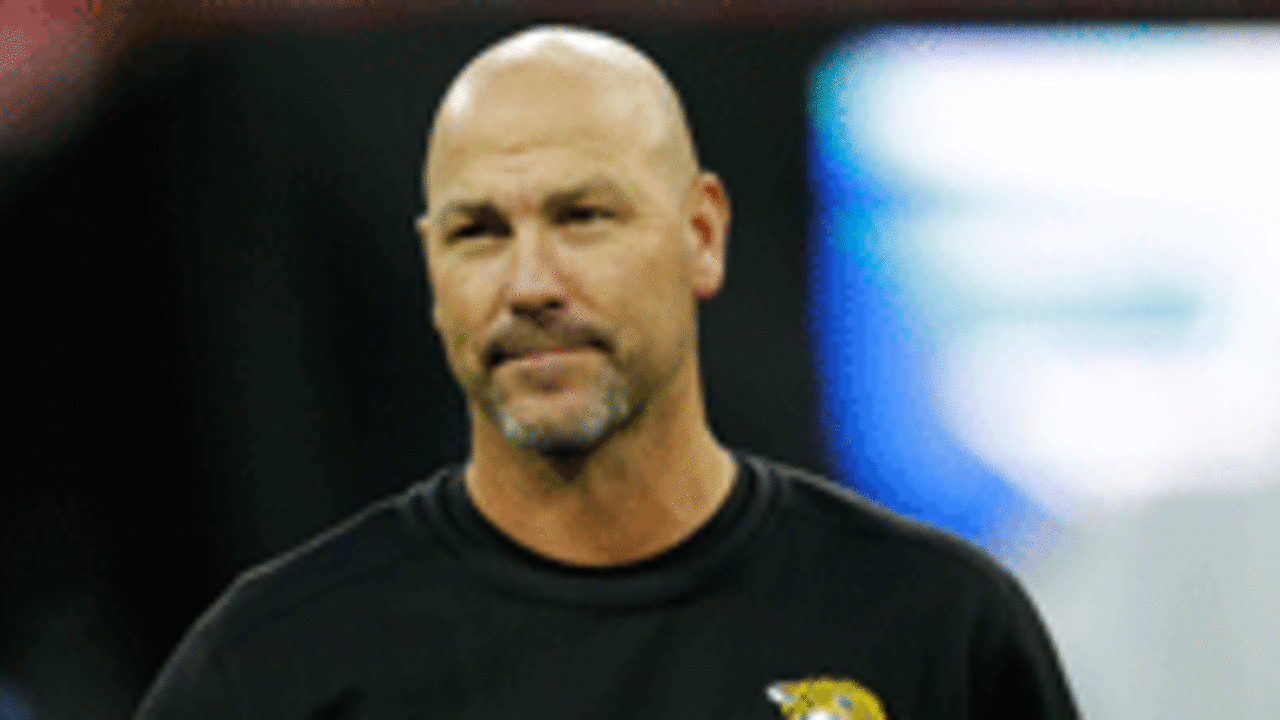 gus-bradley-spot_141111.jpg