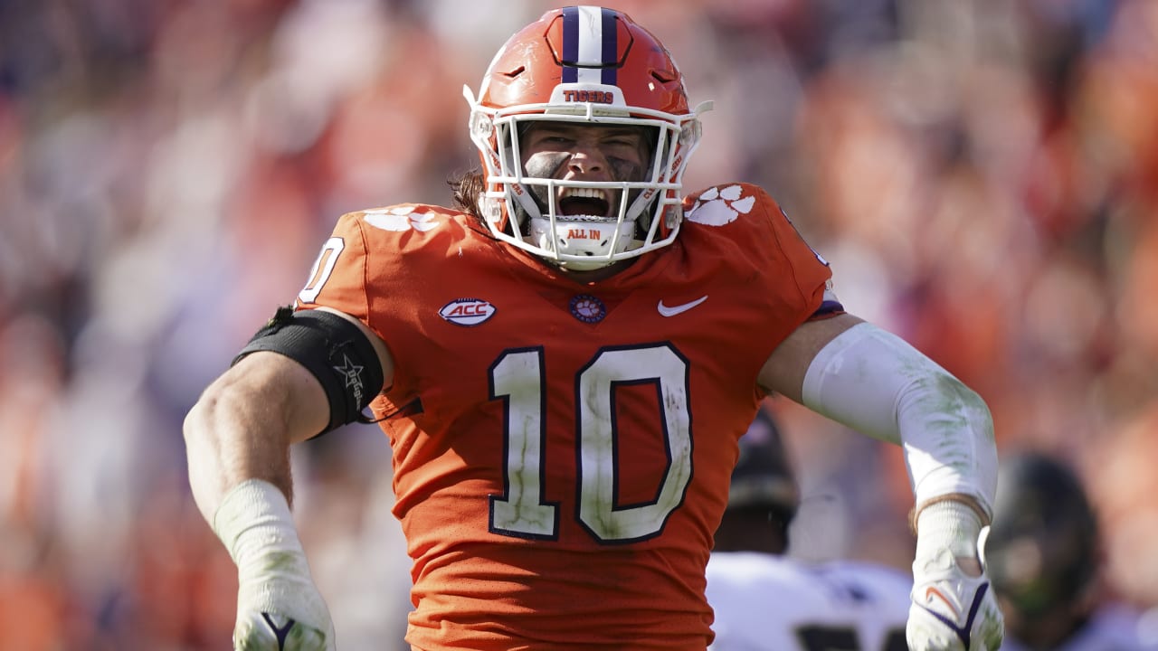 Buffalo Bills pick Clemson's Baylon Spector in 2022 NFL Draft