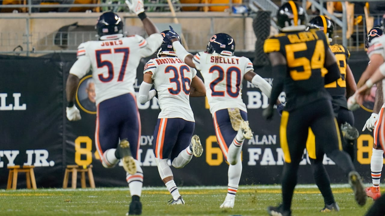 Can't-Miss Play: Denver Broncos linebacker Jonathon Cooper scores 35-yard  TD via scoop-and-score vs. Chicago Bears quarterback Justin Fields