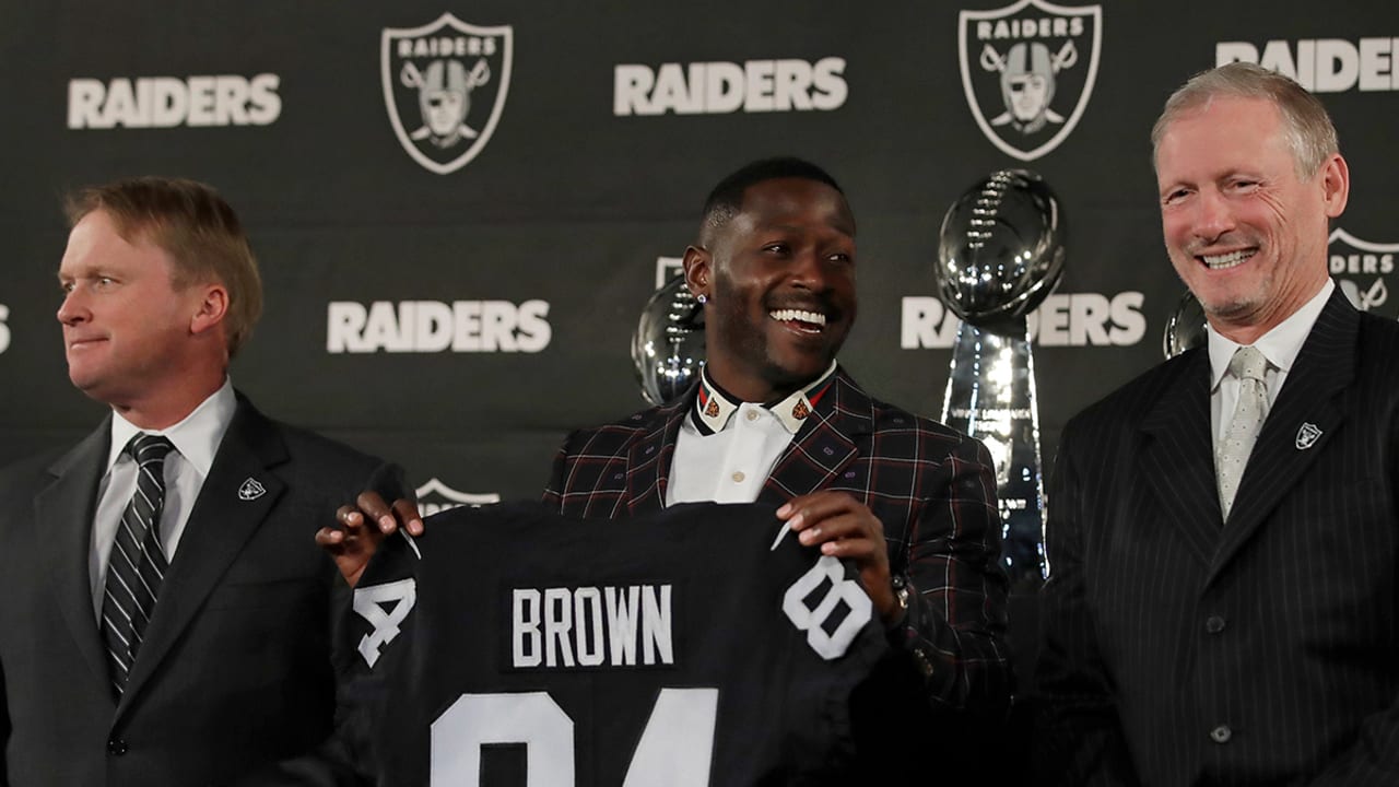 Antonio Brown joins Oakland Raiders for third and fifth round picks, NFL  News