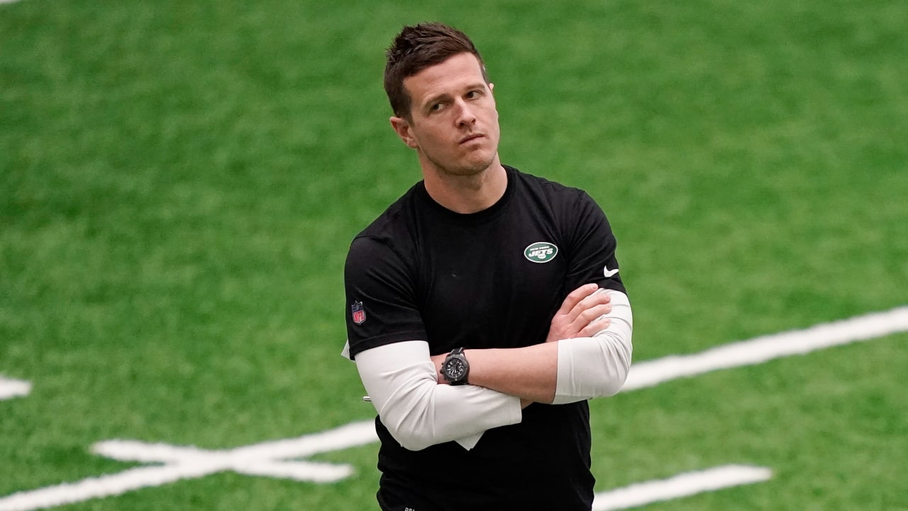 New York Jets offensive coordinator Mike LaFleur looks at his